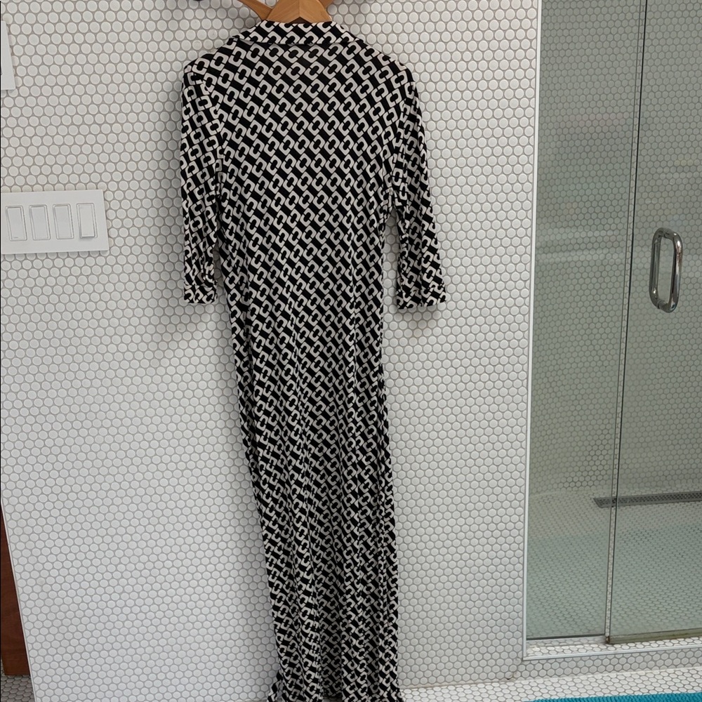 DVF Abigail Wrap Maxi Dress in iconic Chain Link Print - Picture 4 of 4